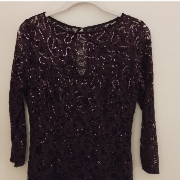 Deep Plum Lace Gown - Picture 3 of 9